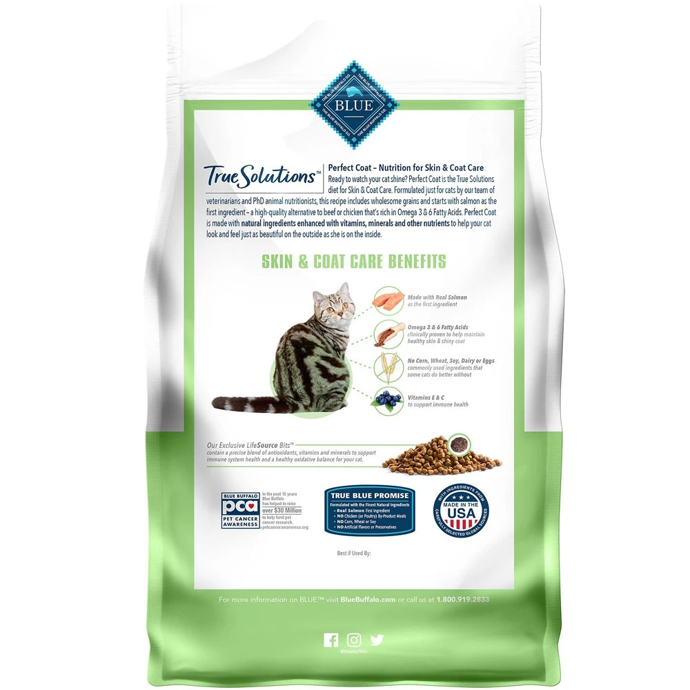 Blue Buffalo True Solutions Perfect Coat Skin & Coat Care Formula Dry Cat Food (3.5 Lb) 2 Blue Buffalo True Solutions Perfect Coat Skin & Coat Care Formula Dry Cat Food (3.5 Lb) - Image 2